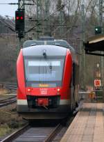 RBSH 648 463/963 verlsst hier Schleswig Richtung Husum. 08.12.11