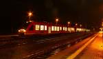 648 351/851 und 648 452/852 stehen hier abfahrbereit bei Nieselregen in Schleswig Richtung Kiel. 16.12.11
