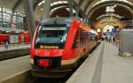 648 341  Mlln  steht hier abfahrbereit nach Eckernfrde im Kieler Hbf. 31.12.11