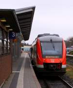 DB RBSH 0648 353/853 als RB 15968 nach Bad St.Peter Ording kurz vor der Abfahrt in Husum. 08.02.2014