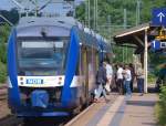 Kleinbahnidylle....VT 307 und 308 der NOB auf dem Weg nach Husum. 25.6.10