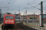 101 028-9 bei der Einfahrt in den Berliner Hauptbahnhof am 1.