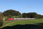 101 069 mit dem  IC Knigssee  aus Freilassing kommend am 6. Oktober 2024 bei Axdorf.