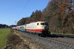 103 245 war am 30. November 2024 mit einem Sonderzug bei Hufschlag auf dem Weg nach Salzburg.