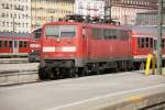 111 071-7 im Aussenbereich des Mnchner Hauptbahnhofes am 25.