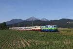 111 074 und 111 212 mit dem  IC Knigssee  aus Berchtesgaden kommend am 21. Juni 2025 bei Mitterfelden.