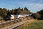 182 524-9 mit dem  IC Knigssee  aus Freilassing kommend am 26.