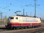 Die DB E 103 222-6 in Basel Bad. Bf am 10.04.2007