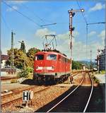 br-6110-e10/609754/die-db-110-350-6-rangiert-in Die DB 110 350-6 rangiert in Lörrach. 
Analog Bild vom August 2002 