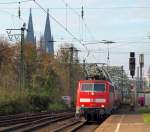 Mit dem RE 9 nach Siegen fuhr am 20.11 111 119 in den Bahnhof Kln Messe/Deutz ein.