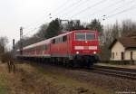 111 141-8 fhrt am 17.3.12 mit dem RE nach Rotenburg (Wmme) bei Drverden durch die Landschaft.
