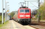 111 119-4 der DB Regio NRW Kln-Deutzerfeld mit dem IC 2417 Flensburg-Kln. 01.05.2012 