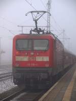S-H-E nach Flensburg gezogen von 112 178-9 in Schleswig. 30.1.11