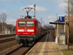 112 150-8 schob heute den neuerdings auf 5 Waggons verkleinerten SH Express durch Schleswig. 16.3.11
