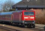 112 144-1 eine der 2 letzten Loks der BR 112 die ich noch nicht fotografiert habe kam heute berraschend durch Schleswig gefahren. 19.3.11