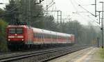 Dank zahlreicher beschmierter oder defekter Steuerwagen fhrt der SHE im Moment in bunter Besetzung, neben einigen RB N-Wagen wird einer von ihnen von 112 177-1 und 181-3 gezogen. Schleswig 18.9.11