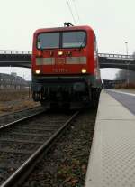 Bild und Blick 3: 112 171-4 mit SH-Express aufgenommen in Flensburg. 13.04.2013