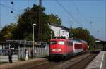 Da hat sich so manch Fahrgast zu früh gefreut als er dachte, dass sein Zug kommt...113 267 durcheilt mit PBZ 2451 von Hamburg Langenfelde nach Dortmund Bbf am 28.09.13 Kamen