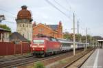 120 154-0 mit dem IC 1925 von Berlin Sdkreuz nach Kln Hbf in Rathenow. 03.10.2011