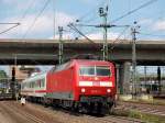 120 157-3 zog den Freitags-IC von Flensburg aus dem Bahnhof Hamburg-Harburg beim Treffen mit dem Matze.