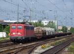 140 805-3 fhrt am 12.6.10 mit einem kurzen Gz durch den Bremer Hauptbahnhof.