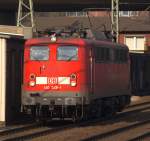 140 528-1 eine der leider aussterbenden Loks bei der Bahn beehrte uns mit einer Solodurchfahrt in Harburg. 26.2.11