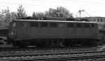 140 678-4 die es spter auch noch in Farbe gibt, fuhr mit hohem Tempo Richtung Billwerder durch Harburg. 01.06.11
