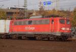 140 002-7 rollte nicht langsam eher mit gemtlichem Tempo am 4.11.11 durch Harburg.