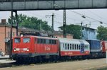 ÖKombi-KLV mit 140 338 durcheilt am 31 Mai 2006 Rosenheim.