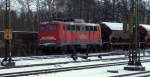 023. Eine ganz alte Dame beehrte uns mit ihrem Besuch, die 140 450-8 der Railion mit einem relativ kurzen Gterzug hier kurz vor HH-Harburg. HH 6.3.10