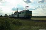 142 103-1 & 142 126-2 EGP - Eisenbahngesellschaft Potsdam mbH mit einem Containerzug aus Richtung Salzwedel kommend in Stendal.