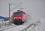 Am 10.12.2012 kmpft sich die 143 889 mit ihrer S3 aus Gstrow durch den Schnee,in Gragetopshof wurde sie bei leichtem Schneetreiben geknipst.