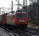 145-Cl 013 rollt am 8.1.11 durch den Harburger Bahnhof.