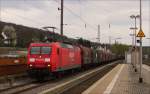 145 013 mit Güterzug in Richtung Hagen am 09.04.14 in Kreuztal