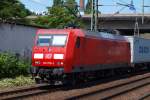 Portraitaufnahme der 145 078-2 die mit nem Containerzug durch Harburg fuhr. 15.7.10