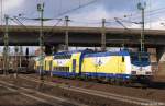 ME 146-10 schiebt am 11.2.11 den MEr aus Bremen Hbf. in den Bhf. Hamburg-Harburg hinein. Nach kurzem Stop gehts weiter gen Hamburg Hauptbahnhof.