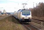 ME 146-08 schiebt am 12.2.11 den ME nach Hamburg Hbf. aus dem Bhf. Tostedt heraus.