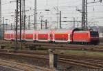 146 017-9 schiebt am 9.4.11 den RE 1 nach Aachen Hbf. aus dem Duisburger Hbf. heraus.