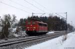 Solo poltert 151 065-0 am 29.12.10 durch den Bhf. Prisdorf gen Sden.