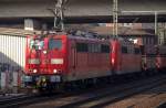 151 110-4 und 151 101-4 fuhren mit einem Kohlependel durch Harburg. 26.2.11