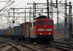 151 055-1 mit Paketzug kurz vor HH-Harburg. 30.3.11