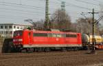 151 028-8 mit Chemikalienzug fotografiert in Harburg. 30.3.11