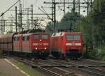 Alt trifft Neu oder 151 118-7 und Schwester treffen 152 125-1...Harburg 19.8.11