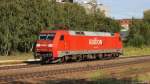 152 058-4 rollt am 20.8.11 durch Unterelbe.