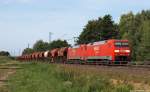 152 118-6 & 152 127-7 fahren am 18.8.12 mit einem Gz bei Grevelau durch die Landschaft.