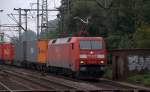 152 112-9 folgte ihr kurz darauf ebenfalls mit einem Containerzug Richtung HH-Hafen. 02.10.10
