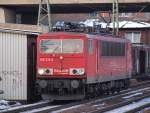 074. 155 213-2 mit 3 Mann Besatzung auf Solo-Tour durch Hamburg. 3.1.11