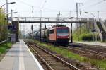 155 219-9 mit gemischten Gterzuig in Priort in Richtung Hennigsdorf unterwegs. 19.04.2011