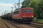 155 244-7 rumpelte mit einem langen ler durch HH-Harburg. 01.06.2011