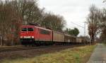 155 243-9 fhrt am 28.12.11 mit einem gemischten Gz bei Drverden durch die Landschaft.